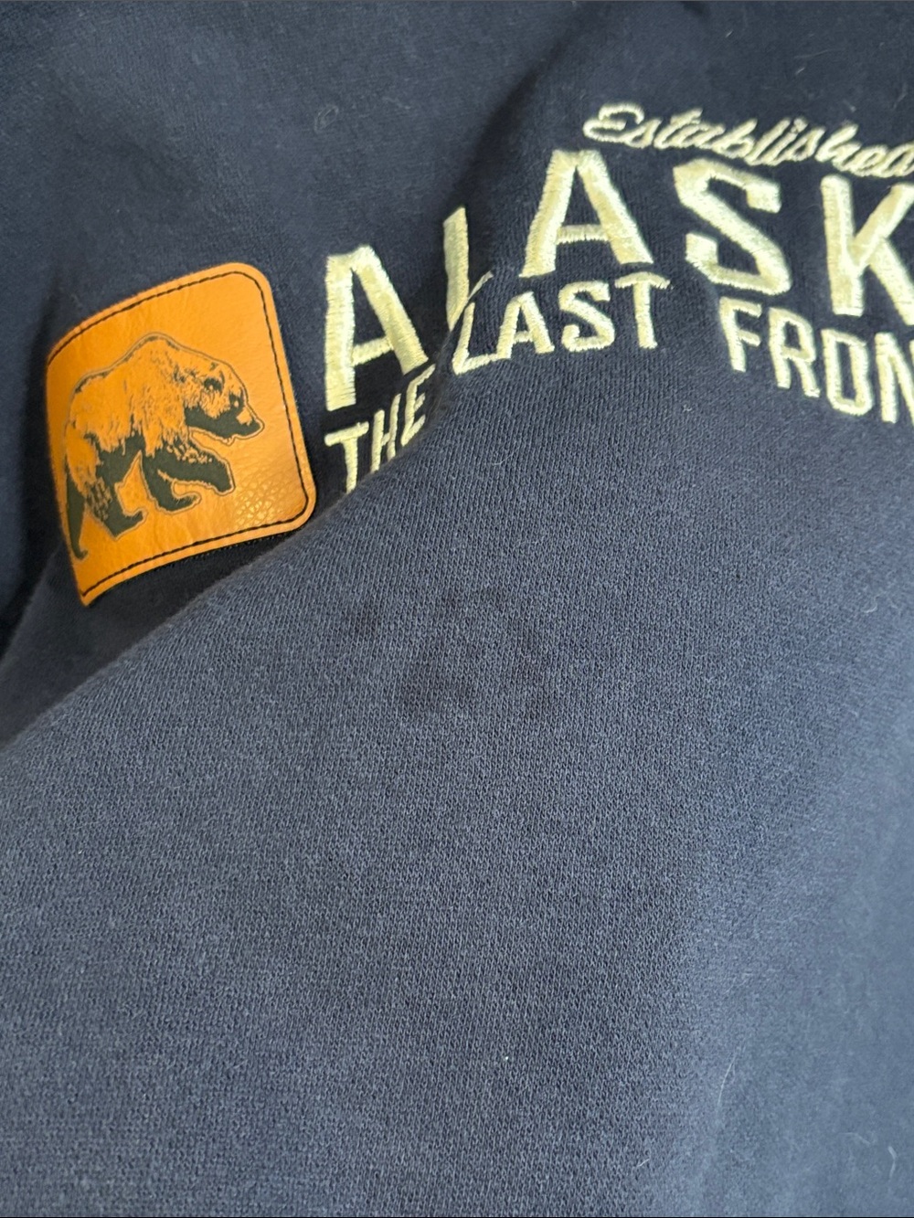 Alaska The Last Frontier Navy Hoodie - Classic Graphic Pullover - Unisex - Picture 2 of 2